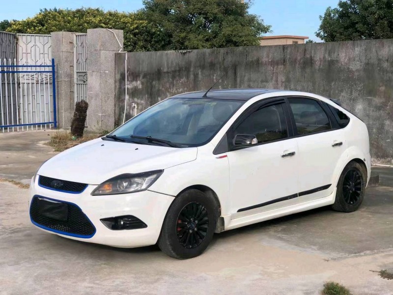 汕头13年福特福克斯2