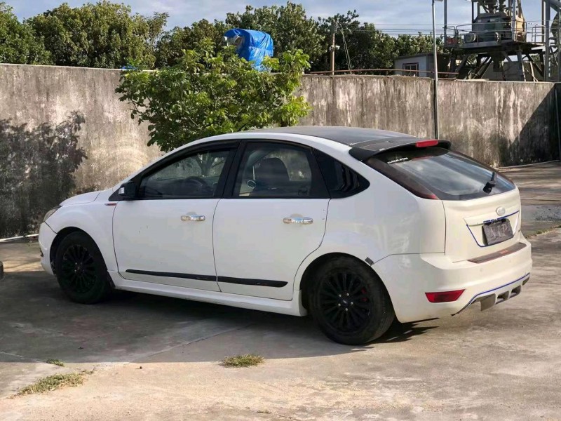 汕头13年福特福克斯3