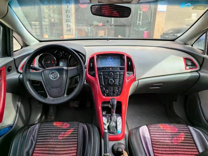 衡阳13年别克英朗6