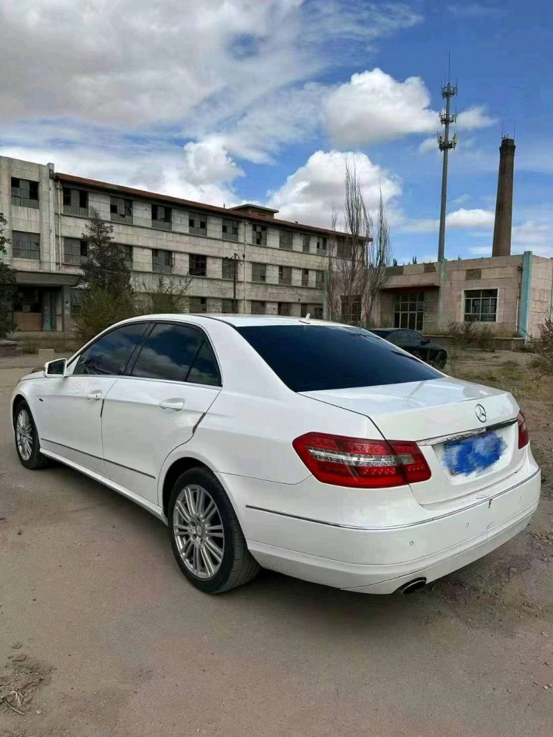 东营10年奔驰E3