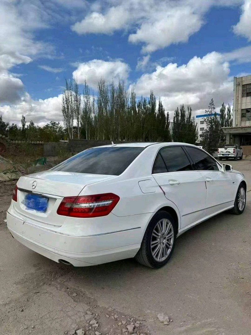 东营10年奔驰E6