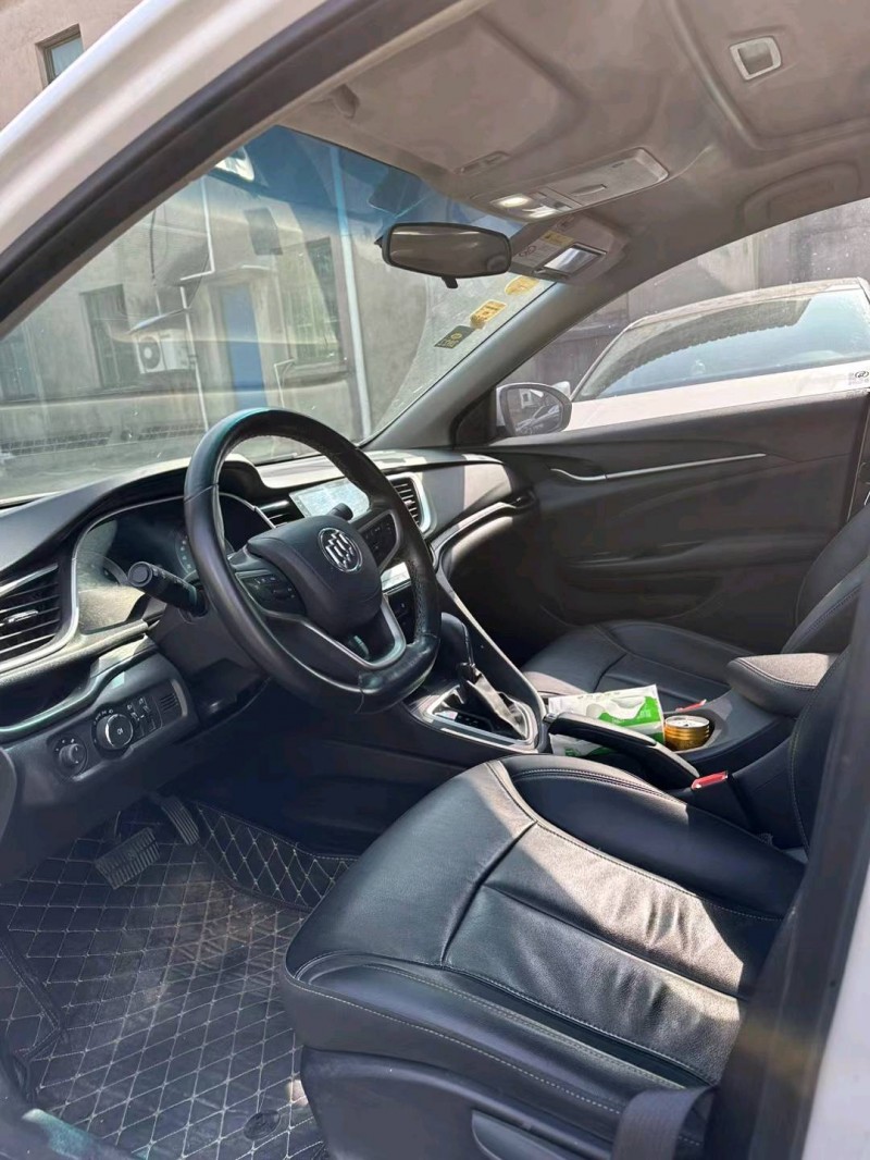 嘉兴18年别克英朗6