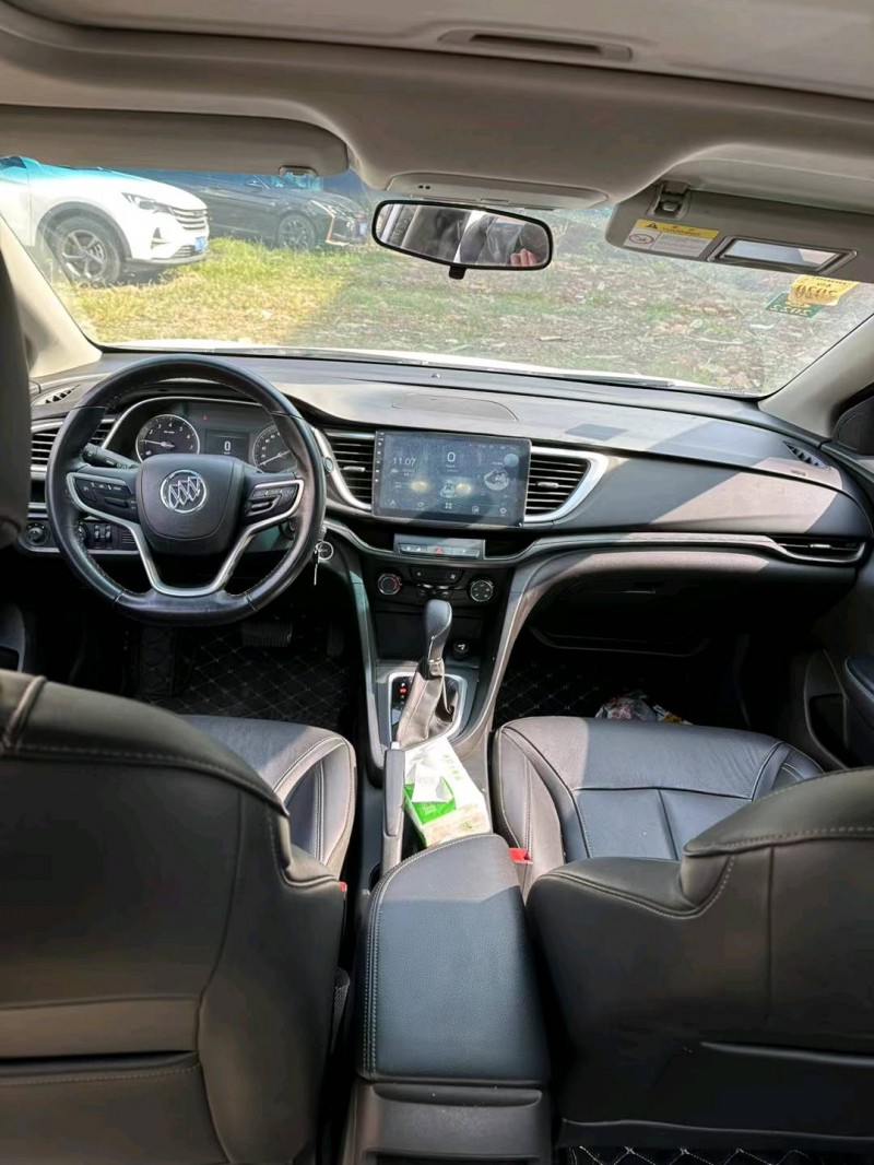 嘉兴18年别克英朗8