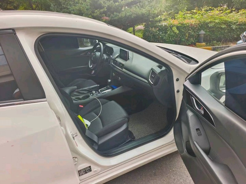 邯郸16年马自达昂克赛拉6