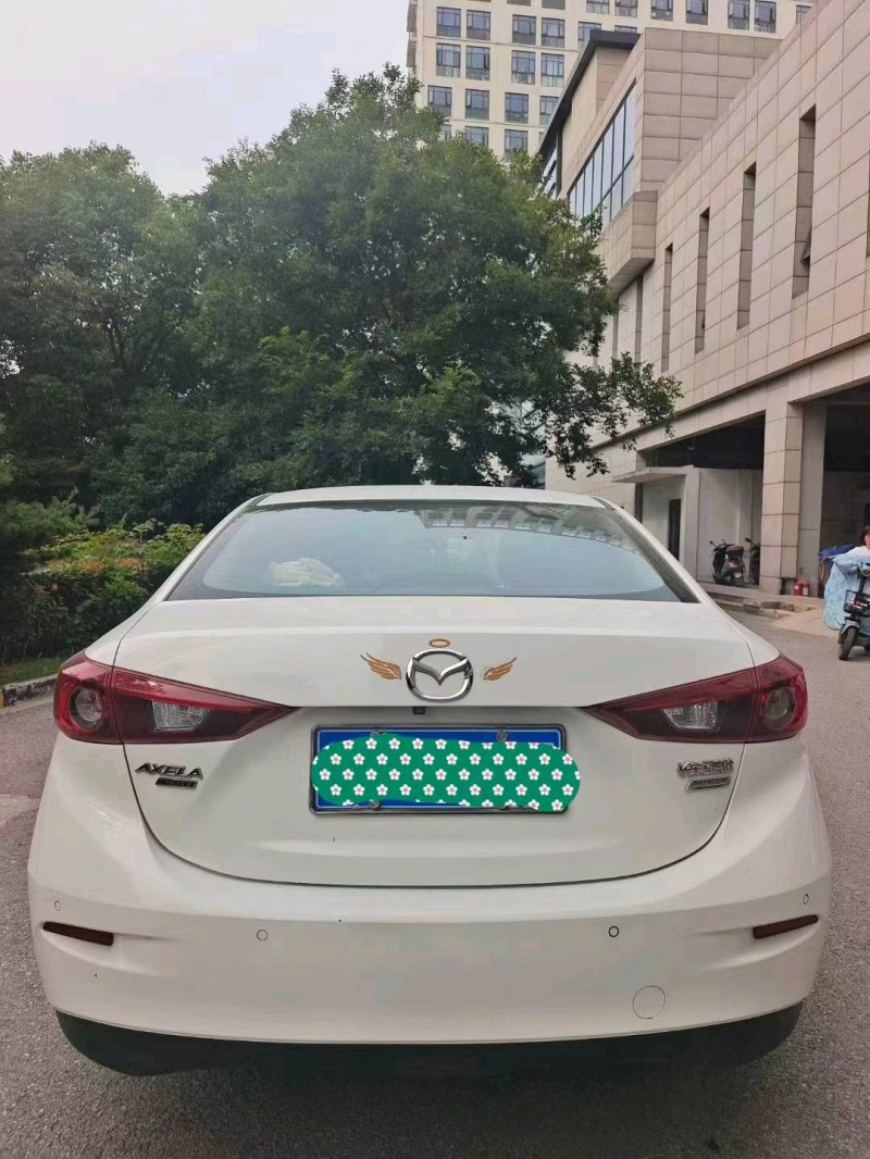 邯郸16年马自达昂克赛拉9