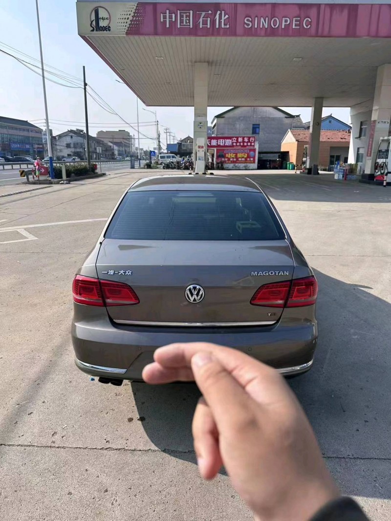 常州12年大众迈腾2