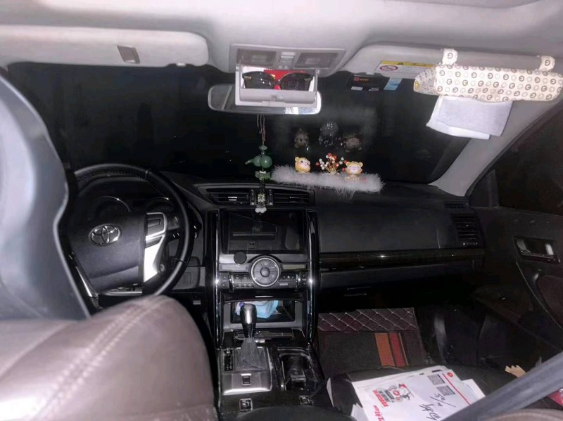 常州16年丰田锐志3