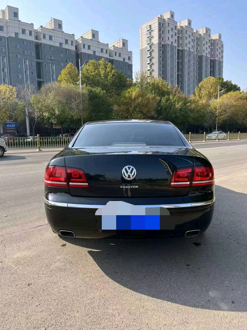 枣庄12年大众辉腾2