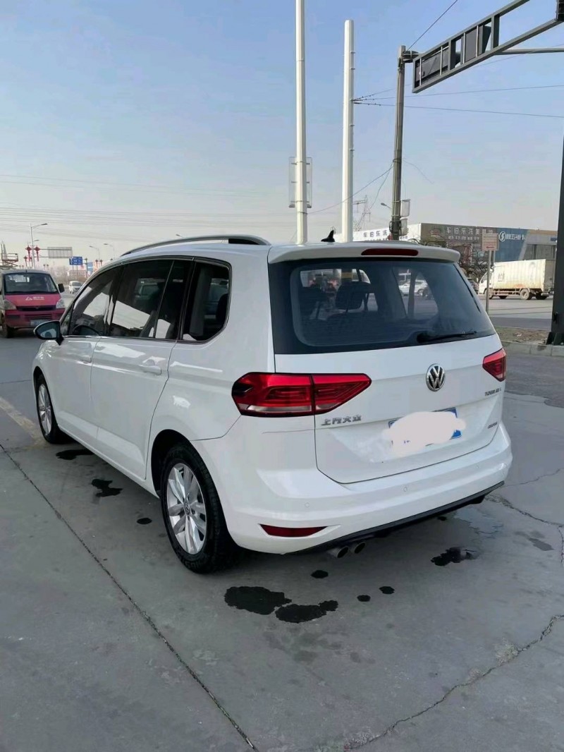 保定18年大众途安8