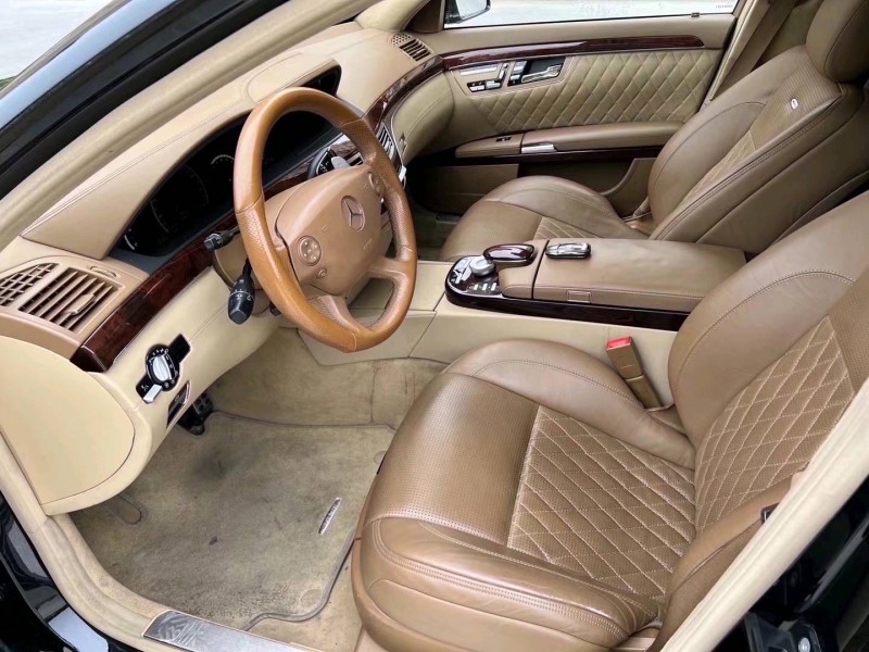 济宁09年奔驰AMG5