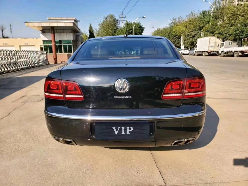 济宁13年大众辉腾8