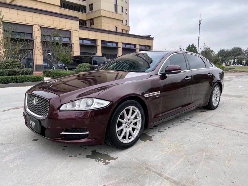 济宁12年捷豹XJ3