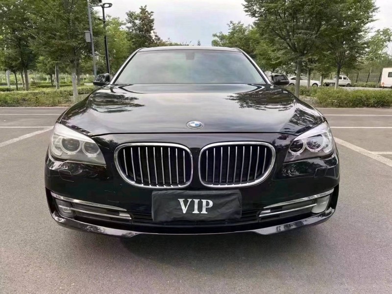 济宁15年宝马7系1