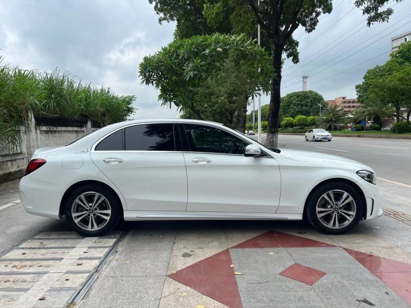 东莞20年奔驰C8