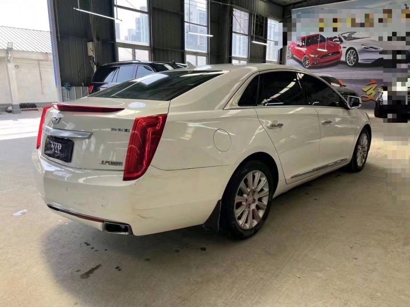 济宁16年凯迪拉克XTS7