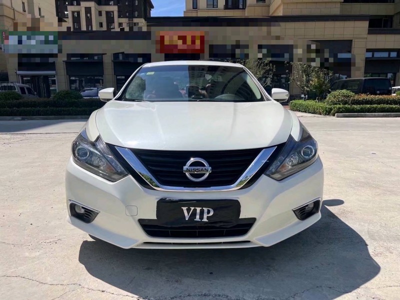 济宁17年日产天籁1