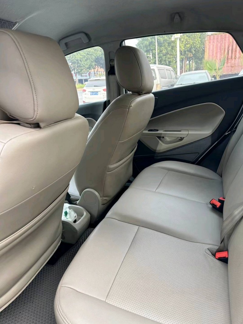 东莞14年福特嘉年华6