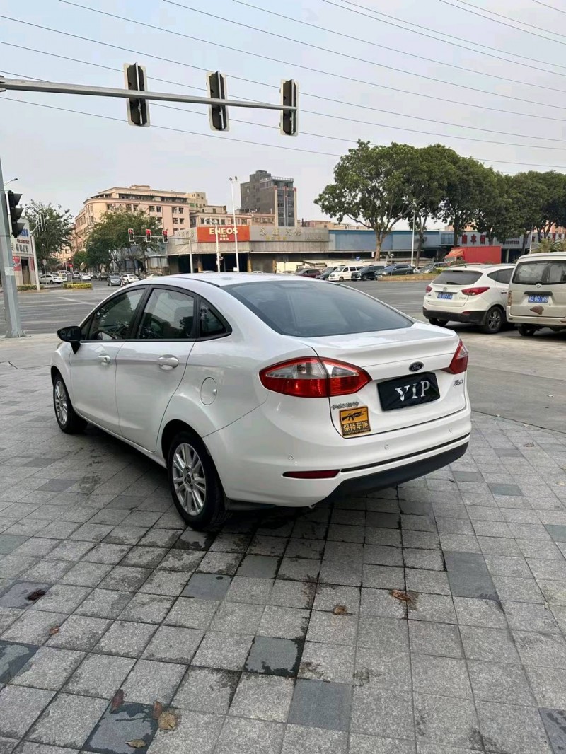 东莞14年福特嘉年华8