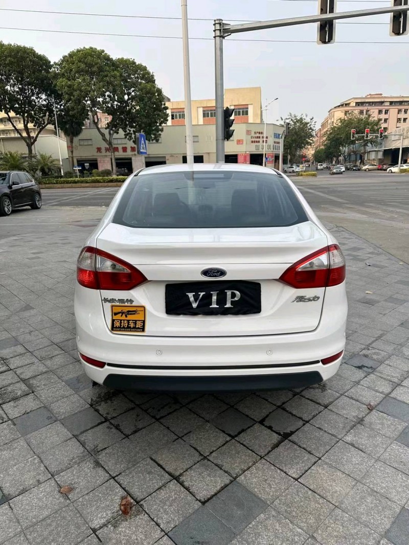 东莞14年福特嘉年华9