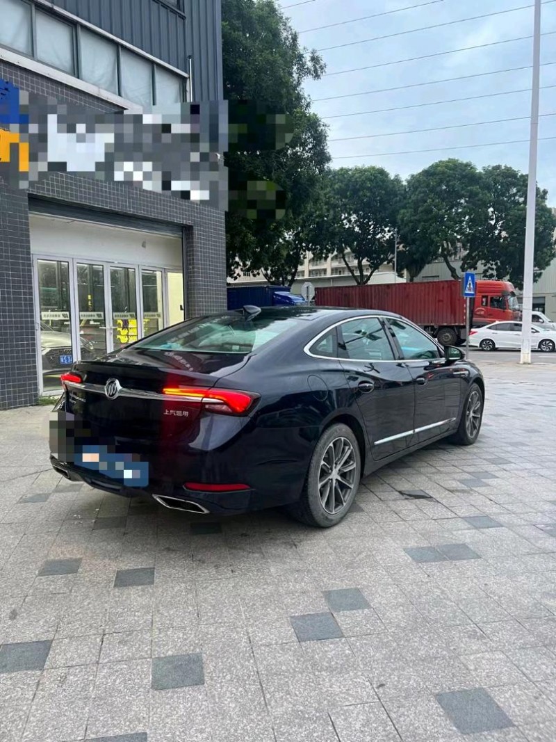 东莞20年别克君越7