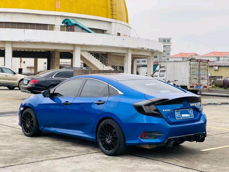 东莞16年本田思域8