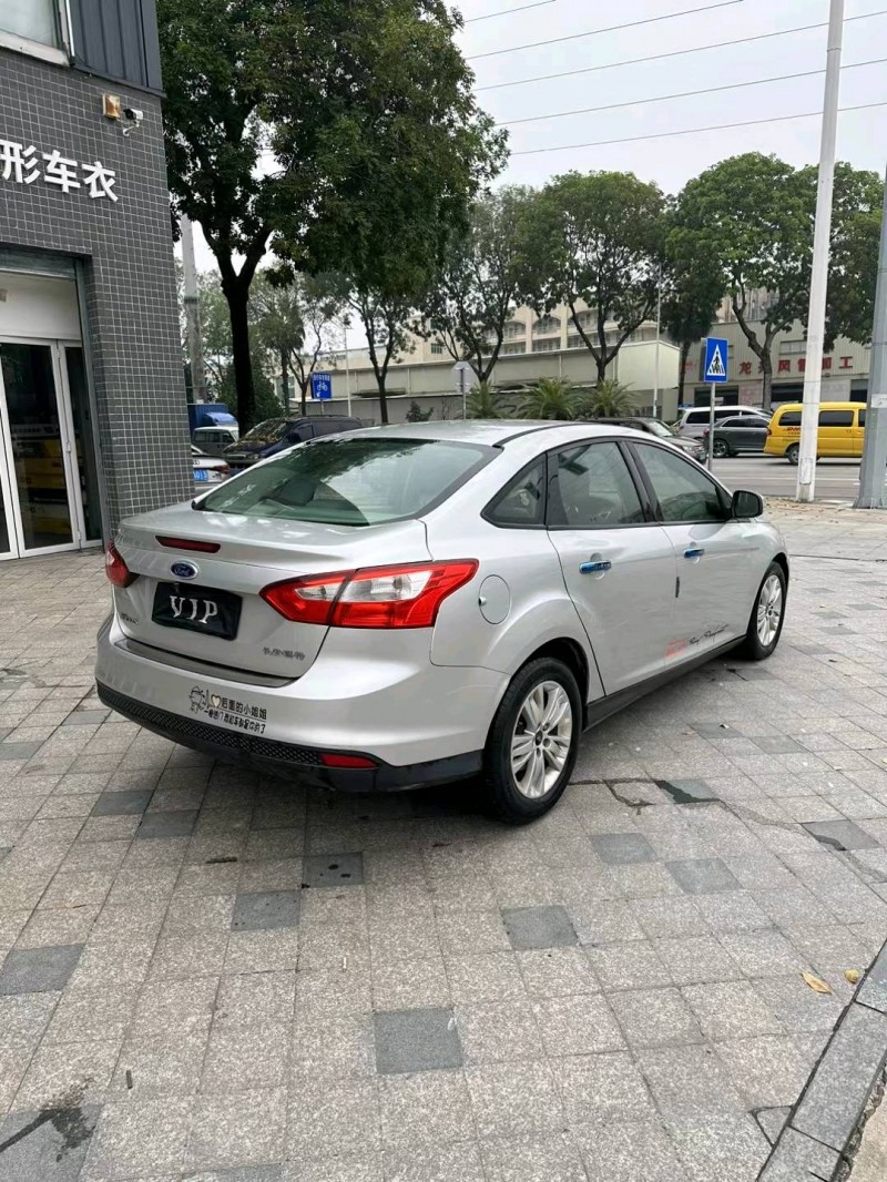 东莞14年福特福克斯7