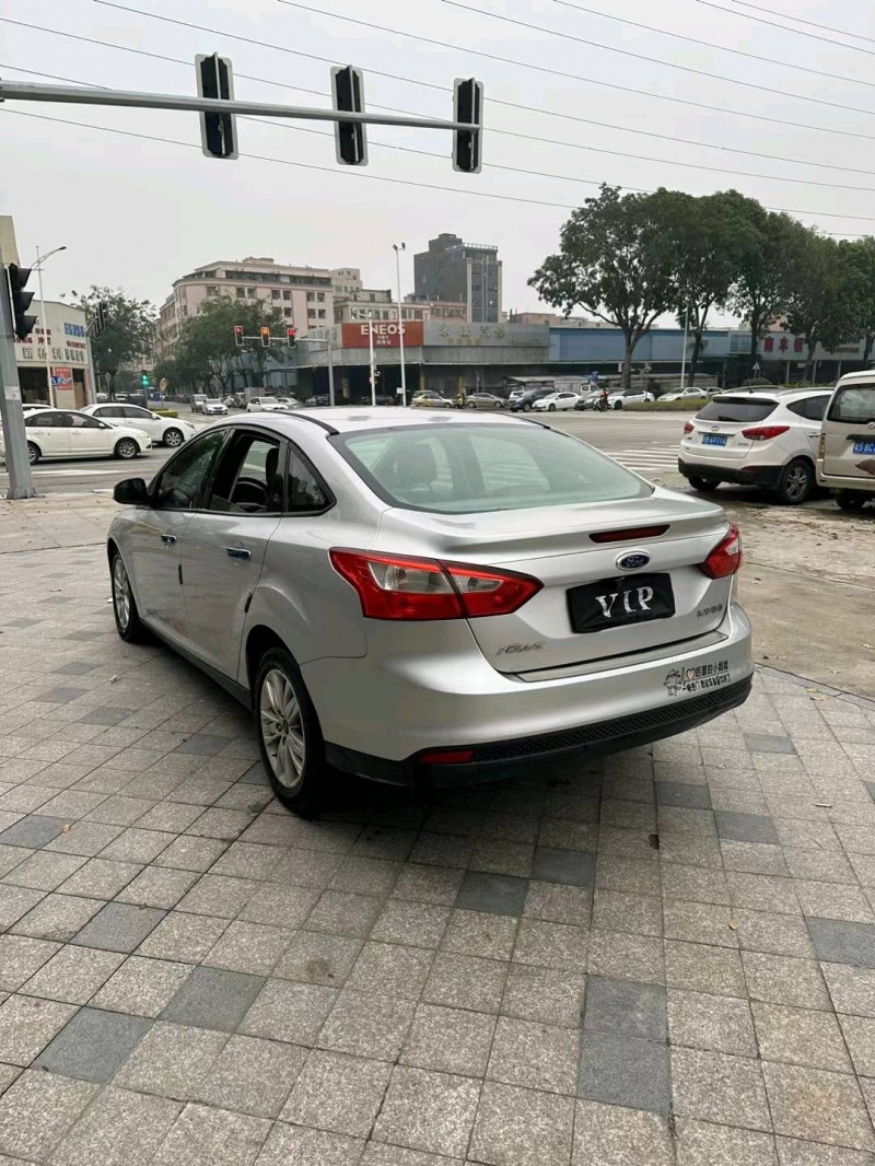 东莞14年福特福克斯8