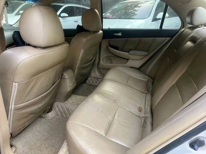 广州06年本田雅阁4