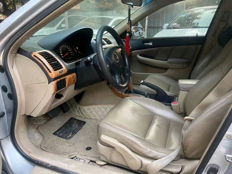 广州06年本田雅阁5