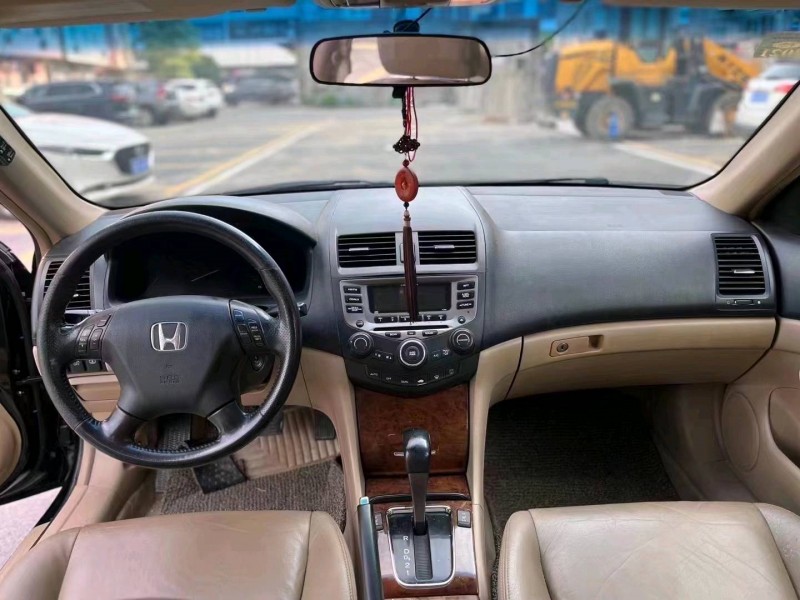 广州07年本田雅阁7