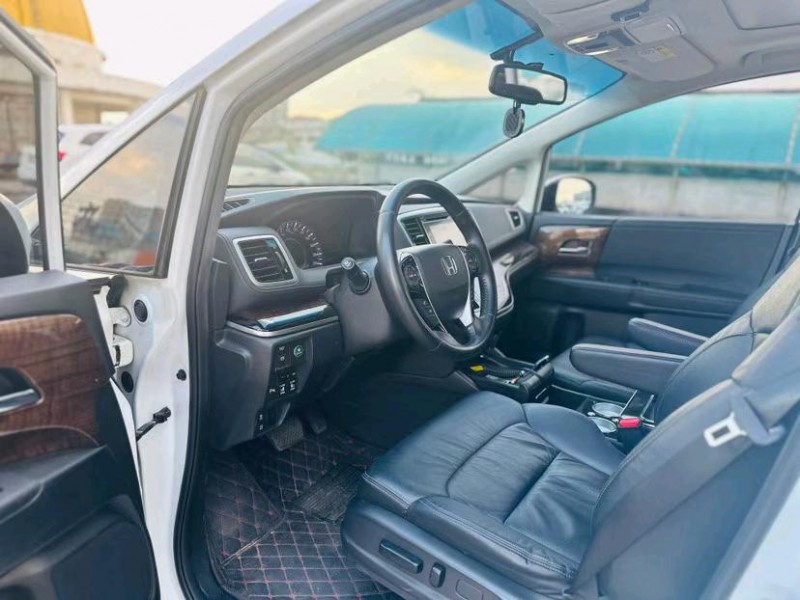 东莞18年本田奥德赛4