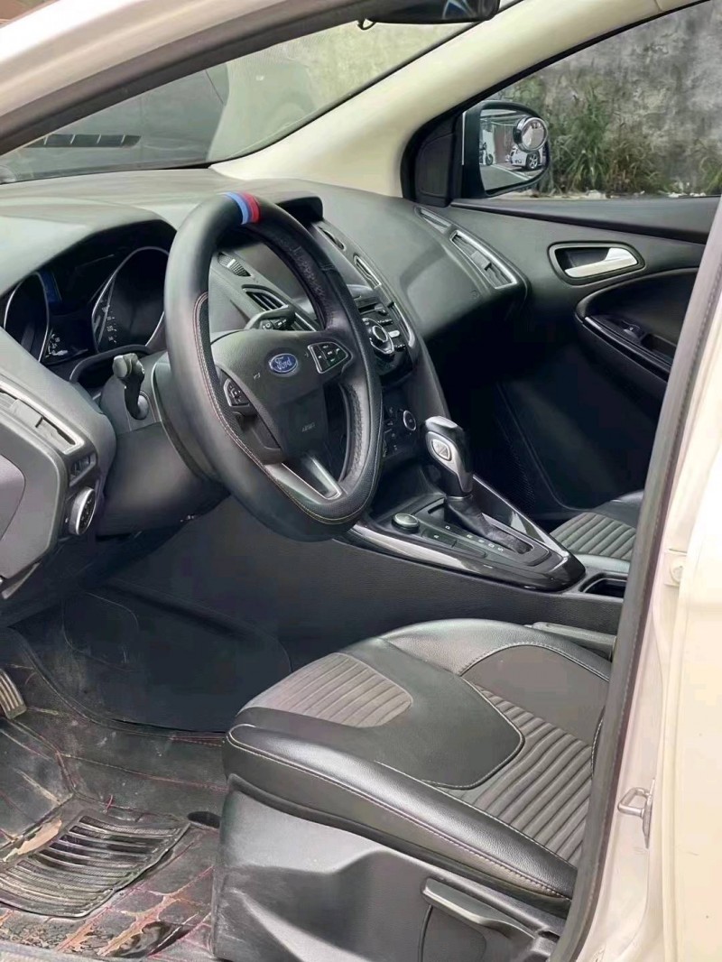 广州18年福特福克斯4