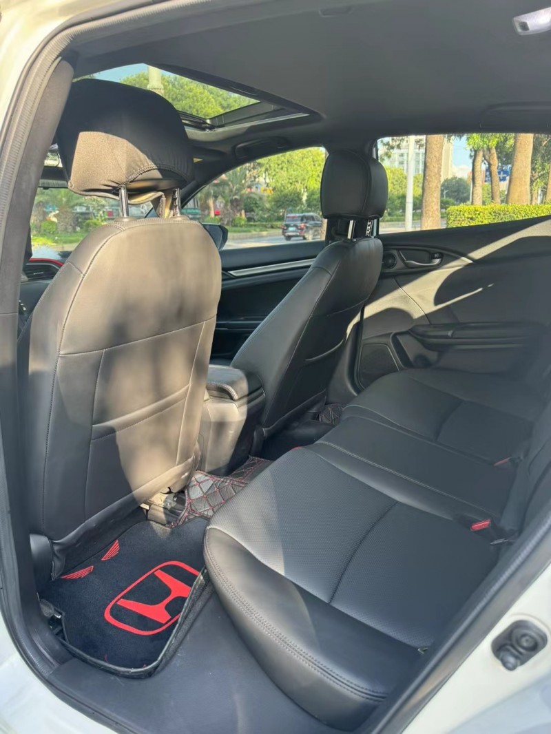 东莞22年本田思域5