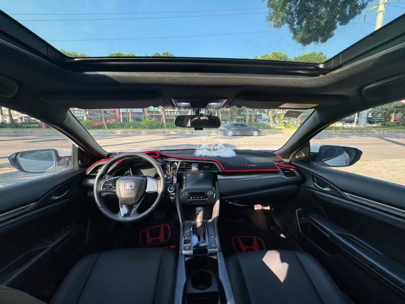 东莞22年本田思域6