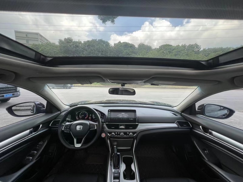 东莞22年本田雅阁5