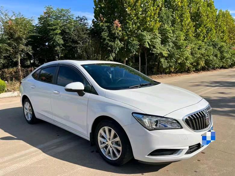 盐城17年别克威朗2