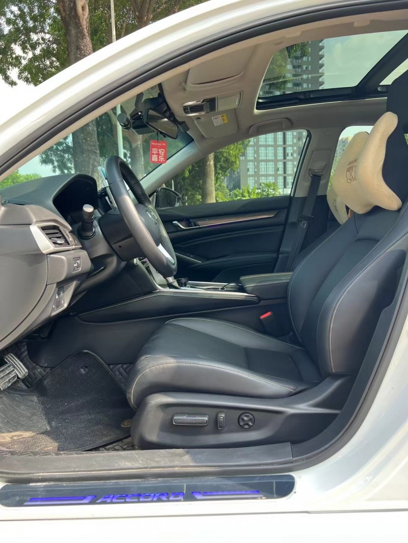 东莞22年本田雅阁4
