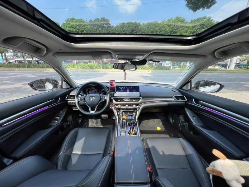 东莞22年本田雅阁6