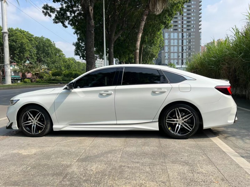 东莞22年本田雅阁8