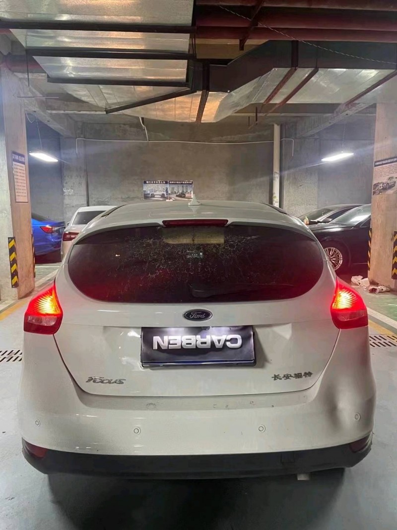 广州20年福特福克斯8