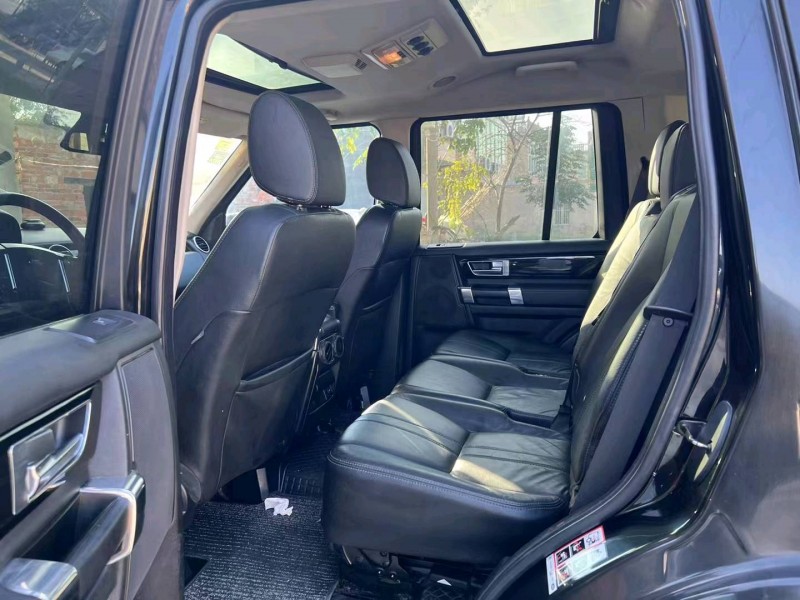 苏州13年路虎发现5