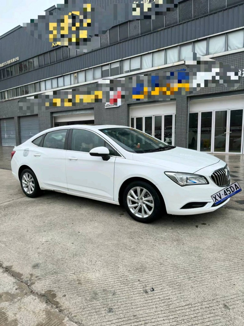 东莞17年别克威朗3