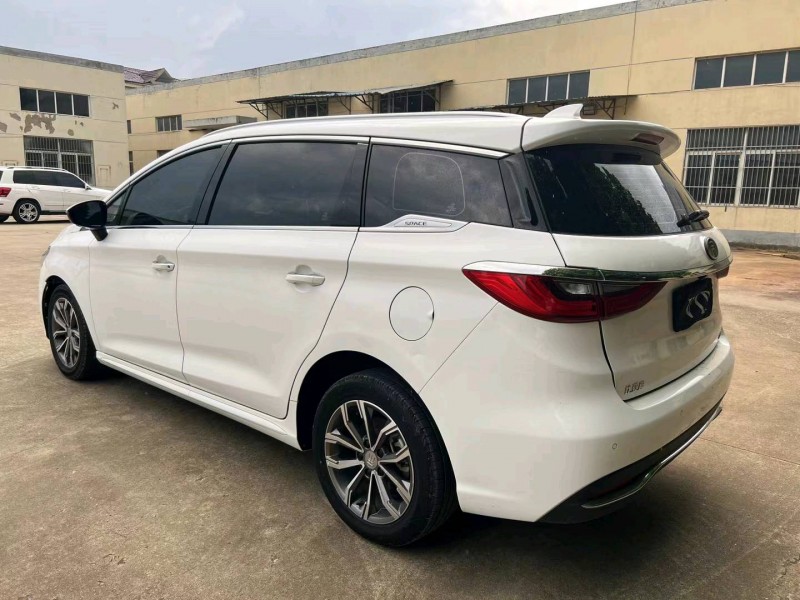 宿迁21年比亚迪宋MAX5