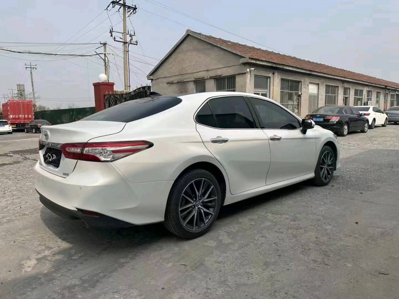 济南21年丰田凯美瑞7