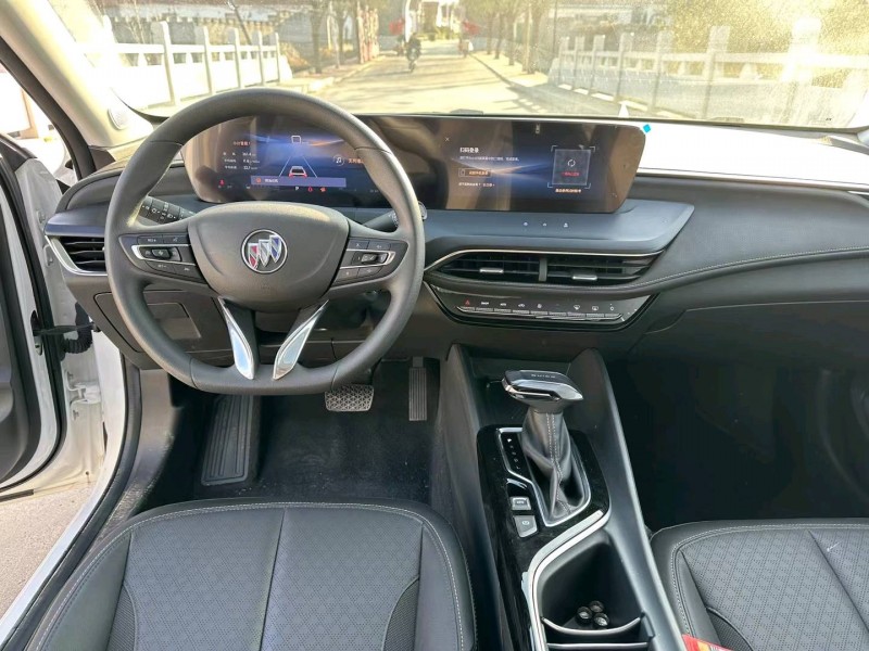 淄博23年别克威朗6