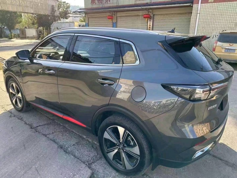 宜昌21年長安汽車CS555