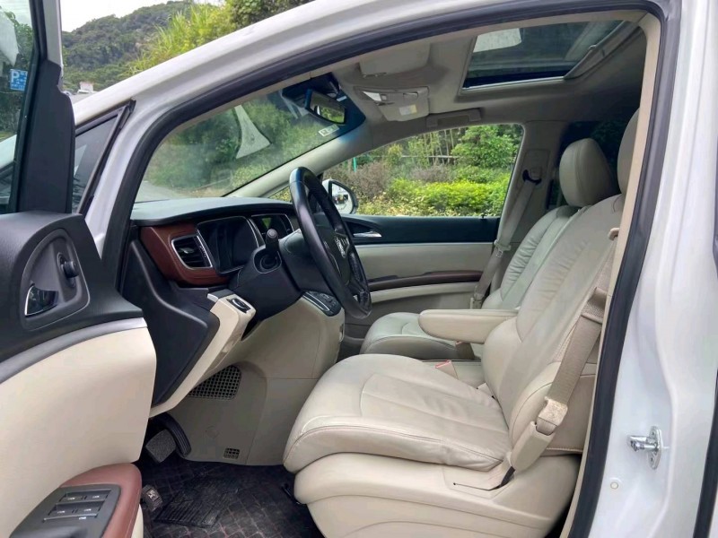 广州17年别克GL86