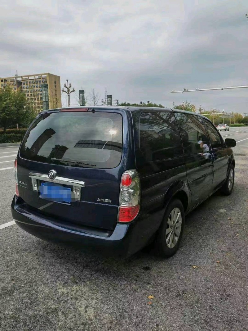 衡阳17年别克GL85