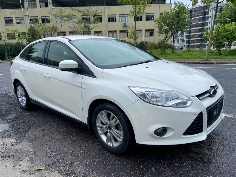 广州15年福特福克斯2