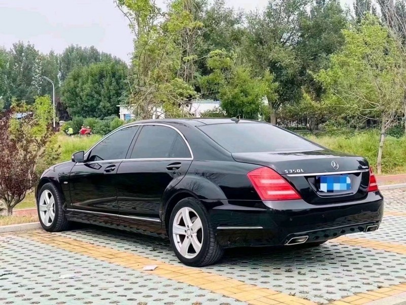东营13年奔驰S3